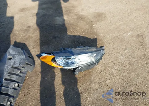 2017 Ford Fusion Hybrid Se z USA, uszkodzony, nr VIN 3FA6P0LU2HR344130